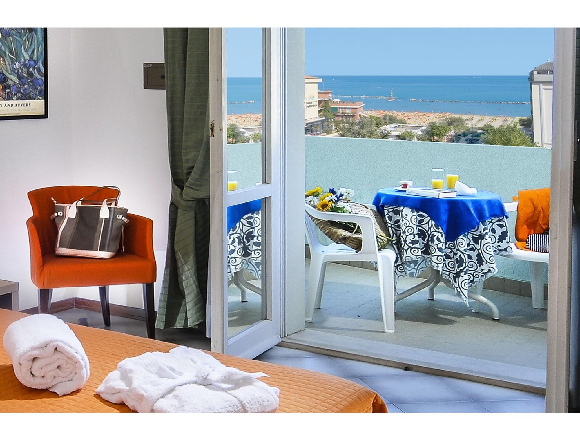 Hotel Losanna Gabicce Mare Kültér fotó