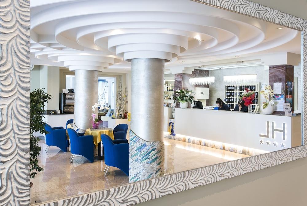 Hotel Losanna Gabicce Mare Kültér fotó