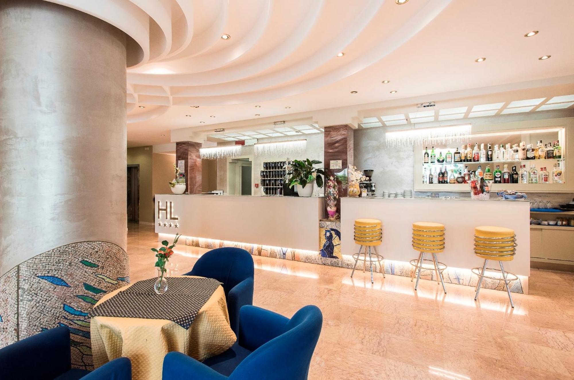 Hotel Losanna Gabicce Mare Kültér fotó