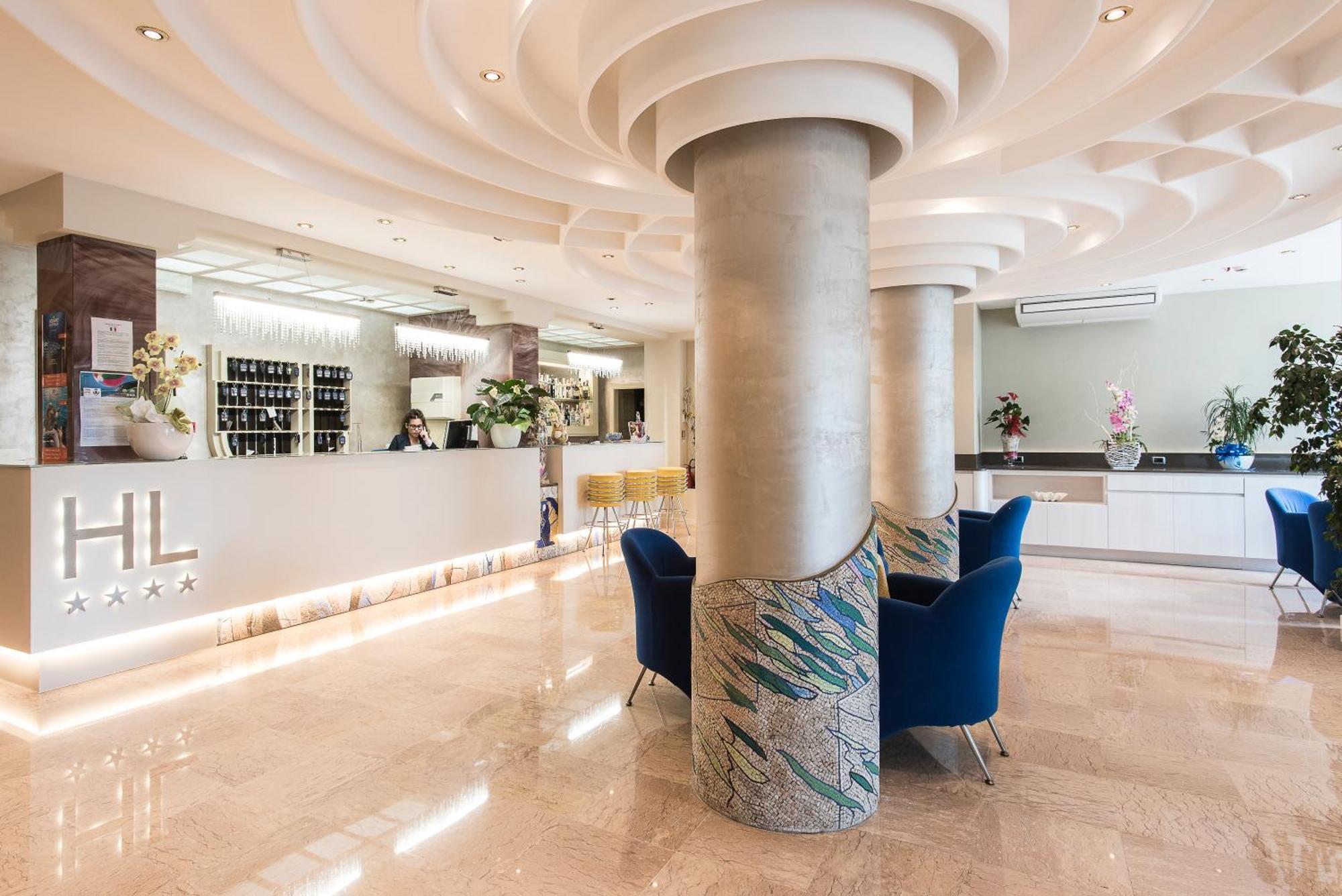 Hotel Losanna Gabicce Mare Kültér fotó