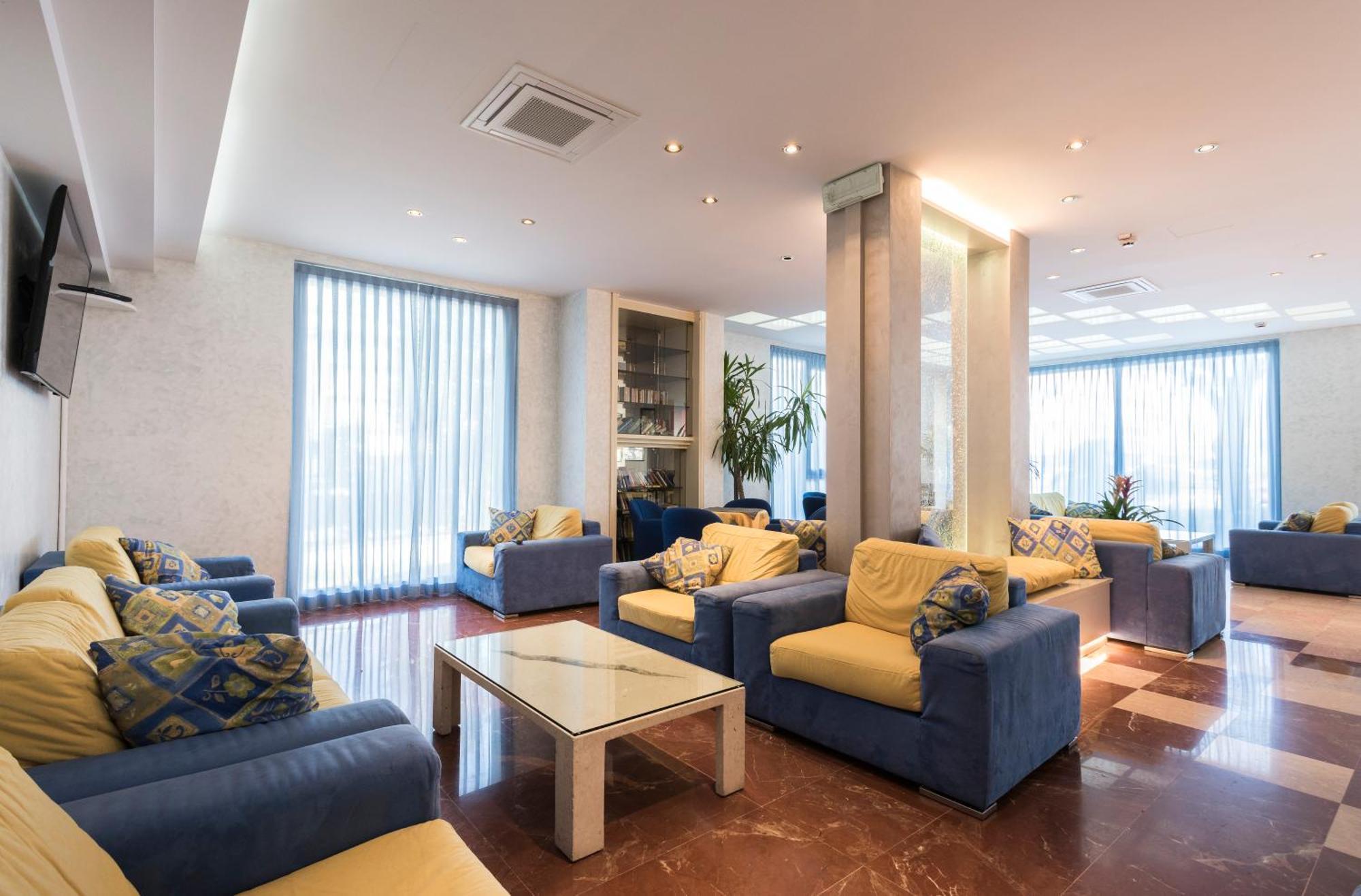 Hotel Losanna Gabicce Mare Kültér fotó