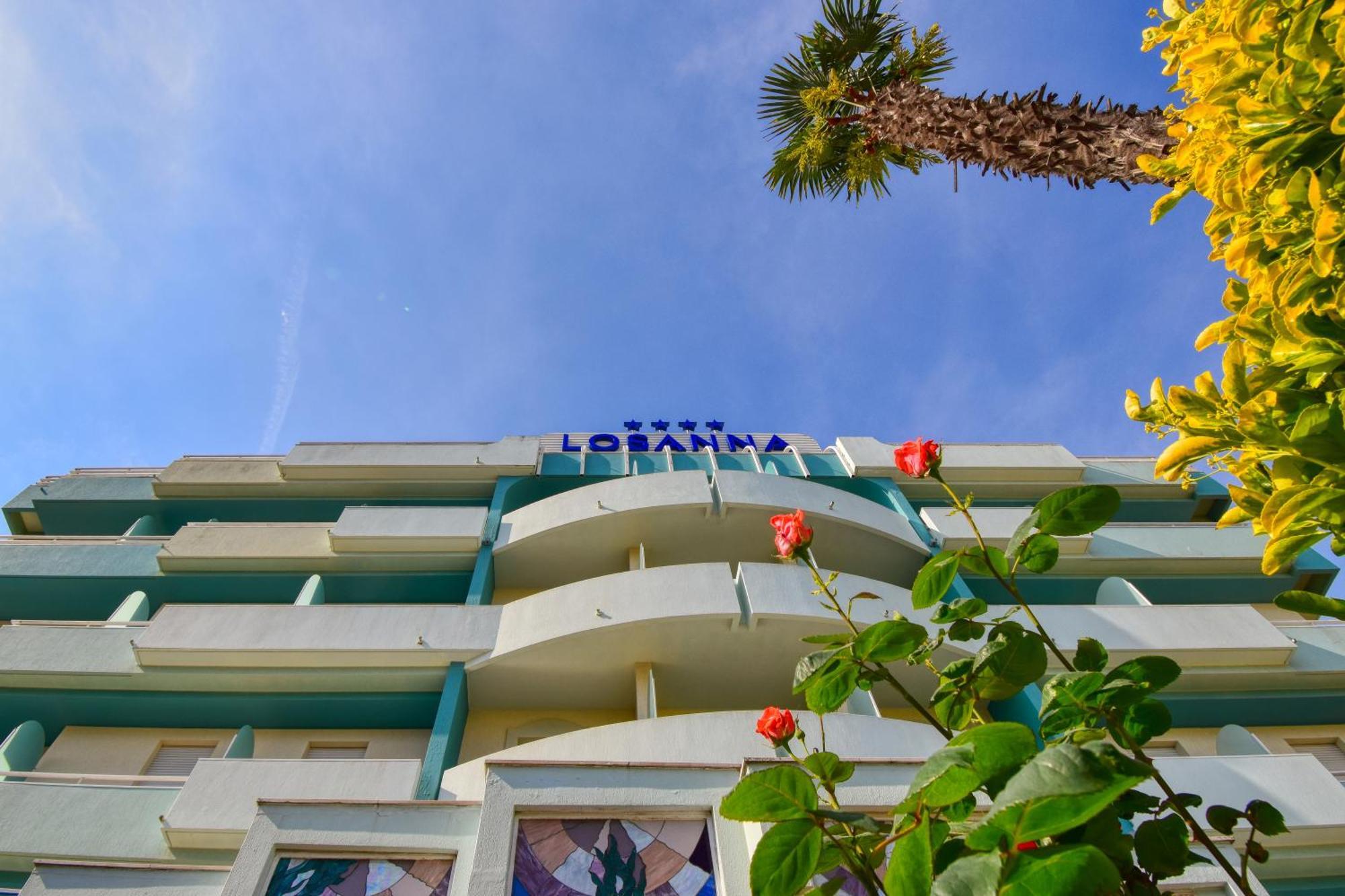 Hotel Losanna Gabicce Mare Kültér fotó