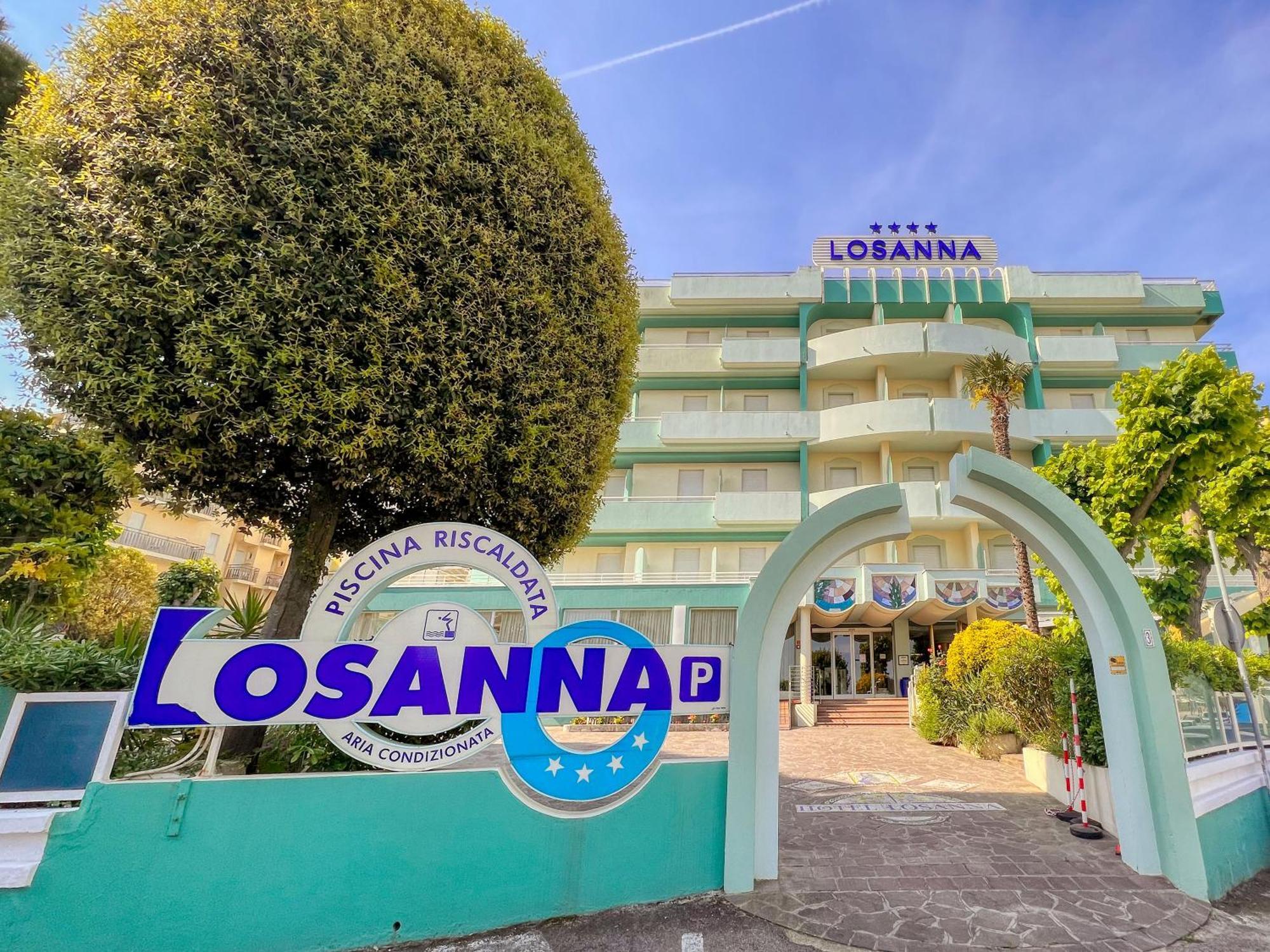Hotel Losanna Gabicce Mare Kültér fotó